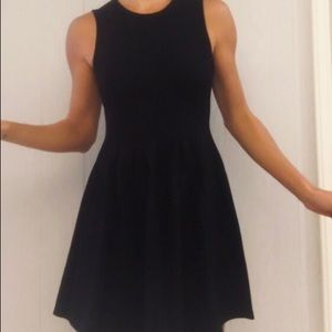 🖤 Monteau little black cap sleeves dress 🖤